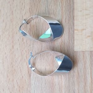 Vintage Delicate 925 Sterling Silver Earrings